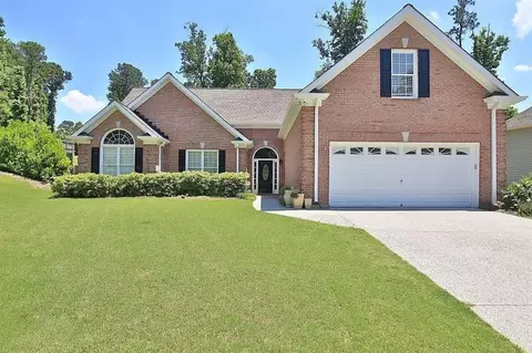 1147 Oakhurst Trl, Lawrenceville, GA 30043