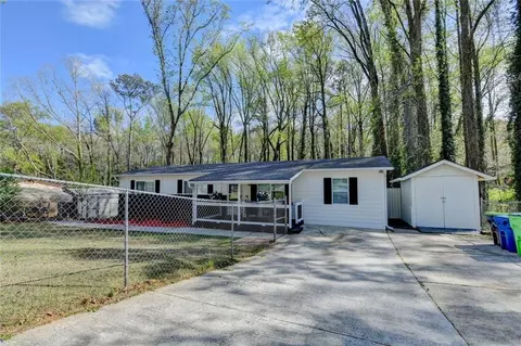 551 Oak Hls, Mableton, GA 30126