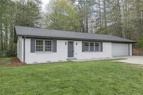 7498 Helms Ct, Jonesboro, GA 30236
