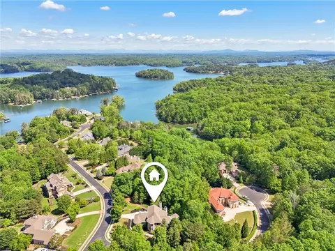 4162 Cumberland Point Dr, Gainesville, GA 30504