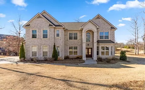191 Crystal Lake Blvd, Hampton, GA 30228