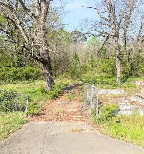 1453 Panola Rd, Stone Mountain, GA 30088