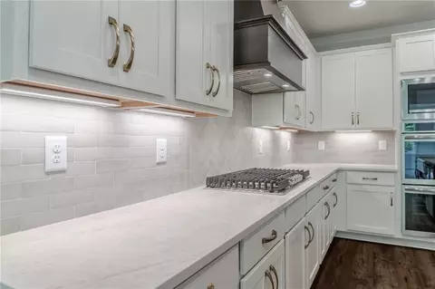 Kitchen - 135 River Ridge Walk, Monroe, GA 30656 photo 3 of 6