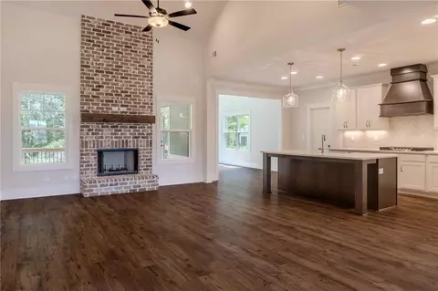 Living - 135 River Ridge Walk, Monroe, GA 30656 photo 3 of 5