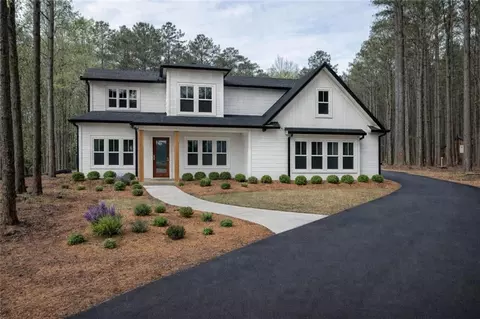 8830 E Carroll Rd, Winston, GA 30187
