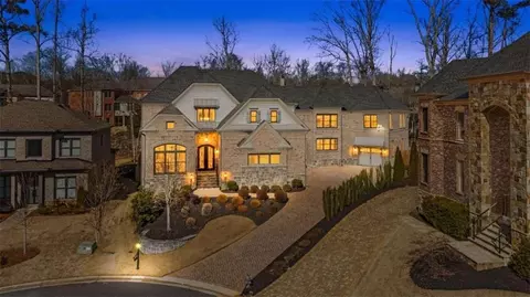 925 Sunny Meadows Ln, Marietta, GA 30062