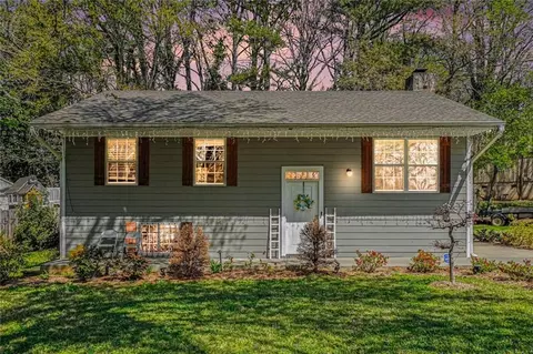 6460 Boca Grande Blvd, Forest Park, GA 30297