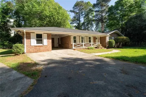 6078 Hillvale Rd, Lithonia, GA 30058