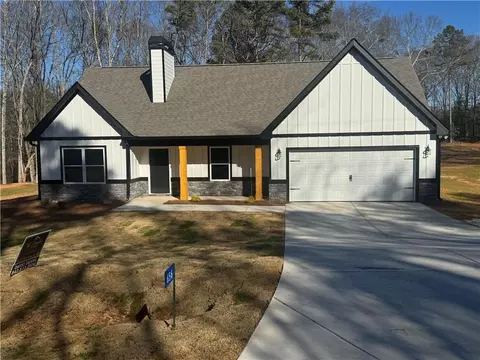 656 Highland Avenue Ave, Hartwell, GA 30643