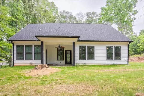Exterior - 281 Ruby Ln, Commerce, GA 30530 photo 3 of 18