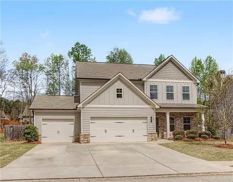 554 Wilbur Dr, Hoschton, GA 30548
