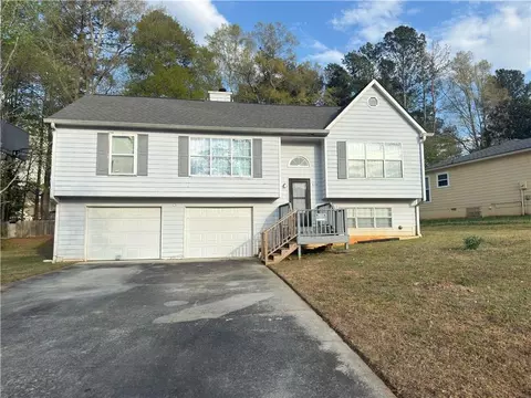 4174 New Towne Dr, Powder Springs, GA 30127