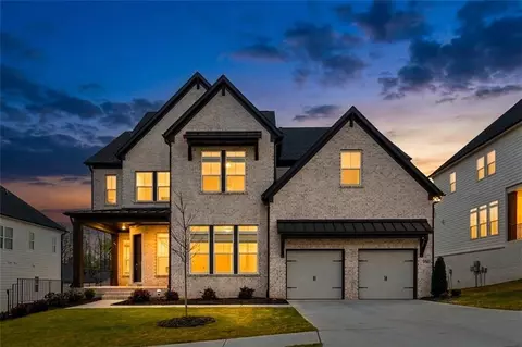 950 Keystone Dr, Woodstock, GA 30188