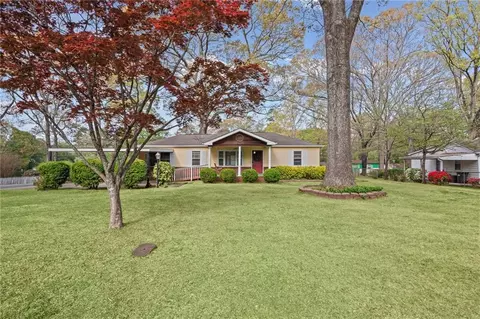 5760 Brenda Dr SW, Mableton, GA 30126