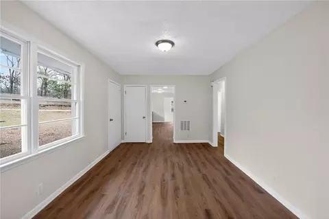 Living - 102 Tempie Ln, Covington, GA 30016 photo 4 of 7