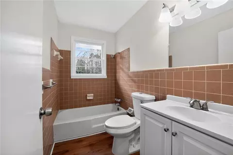 Bath - 102 Tempie Ln, Covington, GA 30016 photo 1 of 1