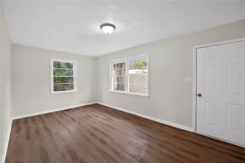 Living - 102 Tempie Ln, Covington, GA 30016 photo 5 of 7