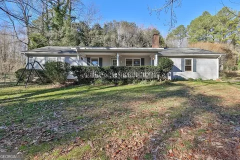 2733 Old Dawsonville Rd, Gainesville, GA 30506