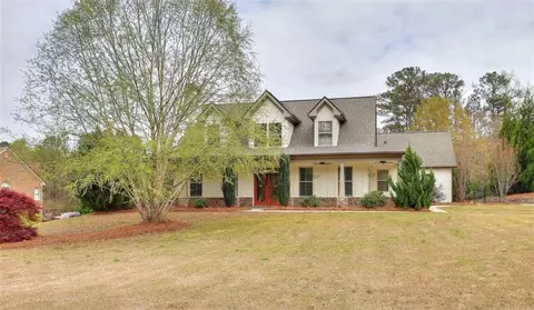 325 Brook Hollow Ln, Loganville, GA 30052