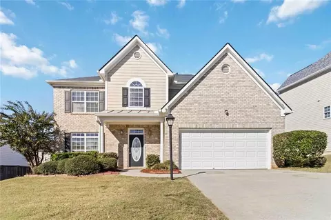2387 Shady Maple Trl, Loganville, GA 30052