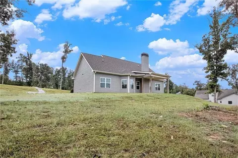 Exterior - 144 Chestnut Trl, Commerce, GA 30529 photo 3 of 3