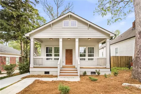 1041 White Oak Ave SW, Atlanta, GA 30310