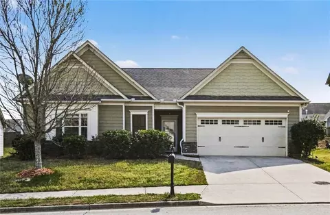 4611 Summer View Dr, Gainesville, GA 30504