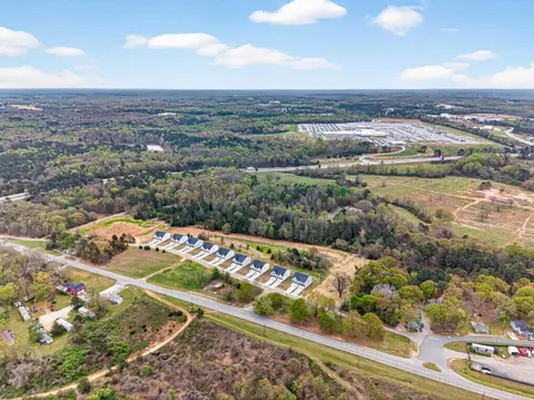 696 530 Madison St, Commerce, GA 30529 photo 6