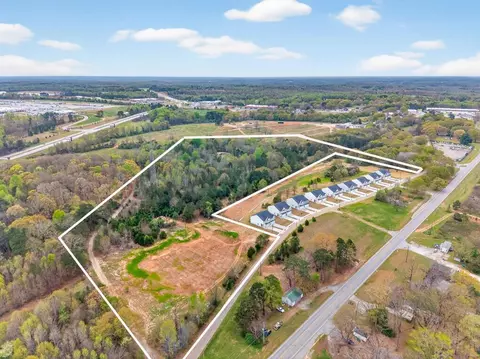 696 530 Madison St, Commerce, GA 30529