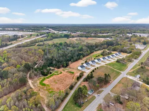 696 530 Madison St, Commerce, GA 30529 photo 4