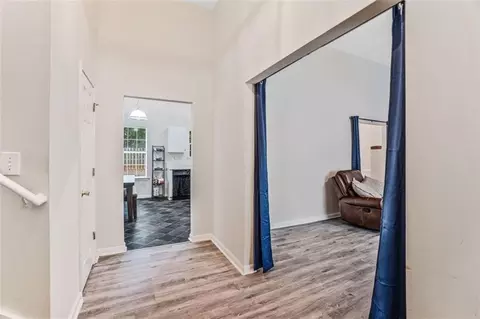 Entry Way - 675 Michael Cir, Monroe, GA 30655 photo 1 of 8