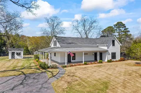 82 Childs St, Martin, GA 30557
