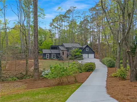 2049 Kramer Way, Marietta, GA 30062