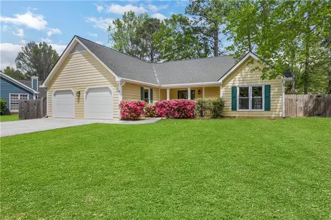 4655 Hampton Square Dr, Alpharetta, GA 30022