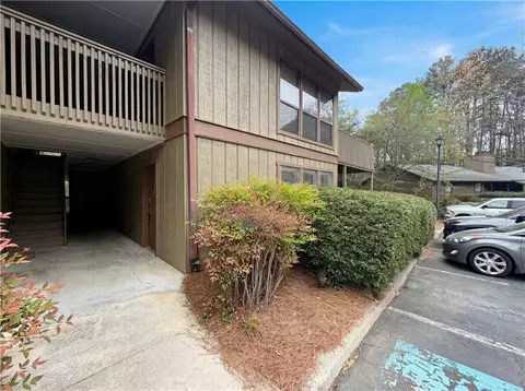 1013 Dunbar Dr, Atlanta, GA 30338