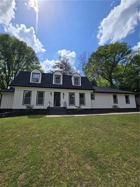 3832 Finger Crk SW, Lilburn, GA 30047
