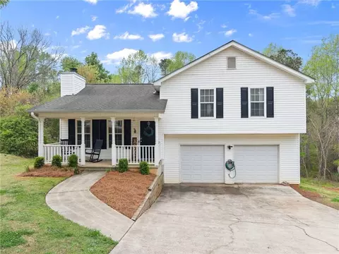 5037 Holly Hock Dr, Flowery Branch, GA 30542