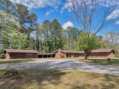 3236 Boulder Dr, Stockbridge, GA 30281