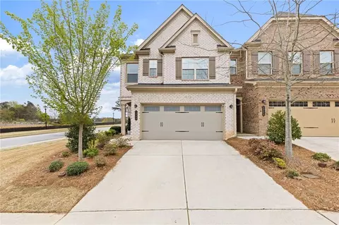 1255 Lanier Meadow Dr, Sugar Hill, GA 30518