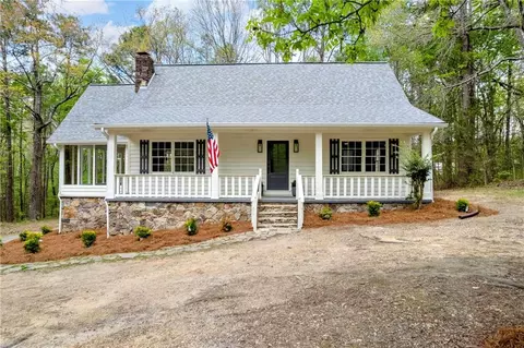271 Mccowan Cir, Rockmart, GA 30153