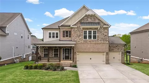 501 La Perla Dr, Sugar Hill, GA 30518