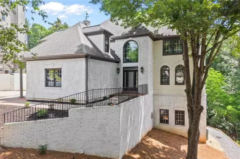 539 Schofield Dr, Powder Springs, GA 30127