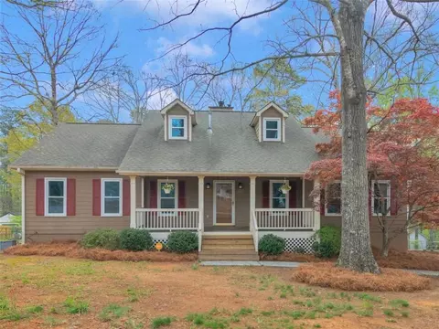 230 Moseley Crossing Dr, Stockbridge, GA 30281