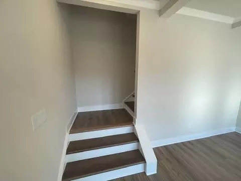 Entry Way - 5373 Windridge Pkwy, Gainesville, GA 30507 photo 3 of 4
