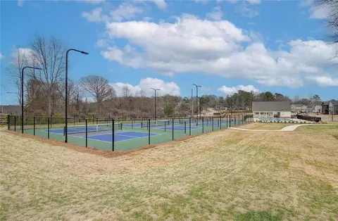 View/Area - 5373 Windridge Pkwy, Gainesville, GA 30507 photo 5 of 9