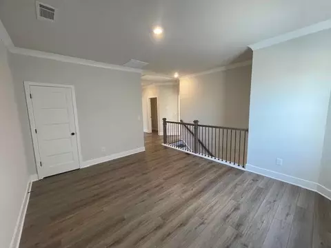 Living - 5373 Windridge Pkwy, Gainesville, GA 30507 photo 4 of 4