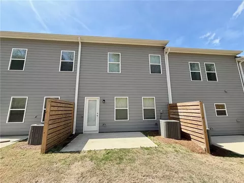 Exterior - 261 Dupont Dr, Cartersville, GA 30121 photo 2 of 2
