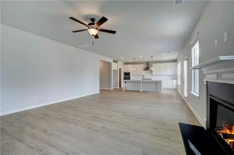 Living - 252 Chiswick Loop, Stockbridge, GA 30281 photo 4 of 6
