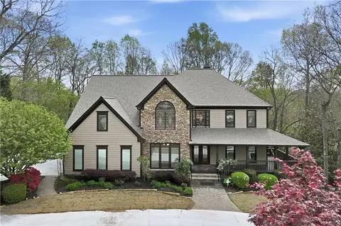 6023 Bateau Dr, Flowery Branch, GA 30542