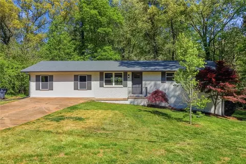 3475 Birchwood Dr, Winston, GA 30187